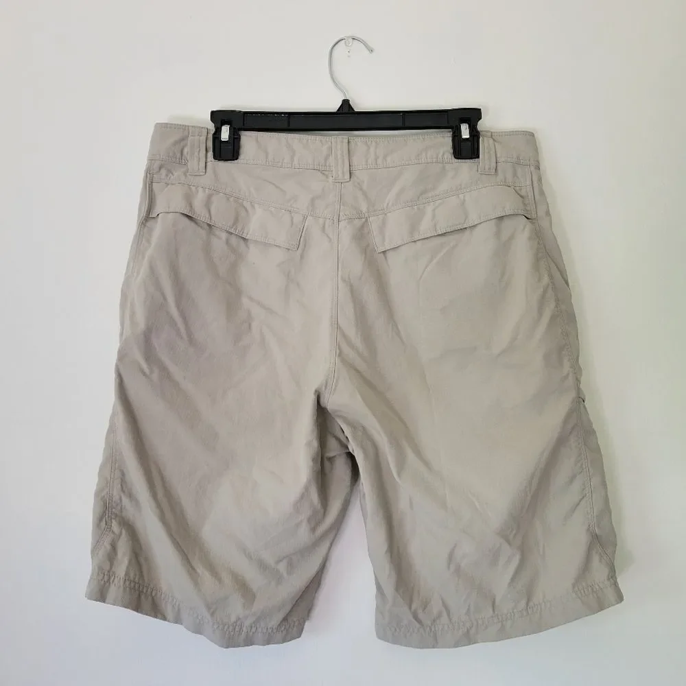 Gander Mountain Guide Series Men's Gray/Khaki Cargo Shorts Hiking Fishing 34